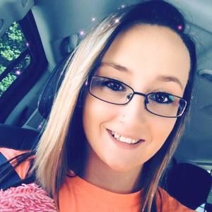 Meet your Posher, Katelyn